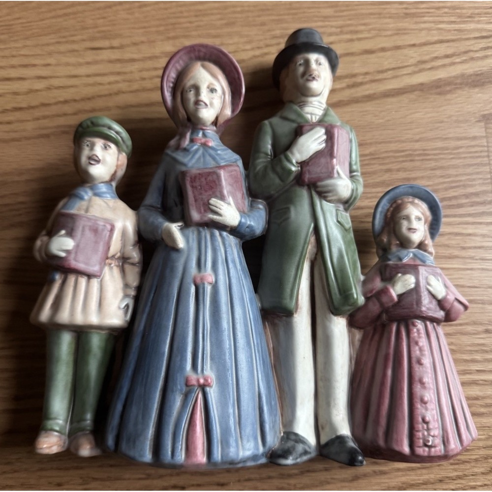 Vintage Victorian Christmas Carolers‎ Figurine Hand-Painted Ceramic Family Snow